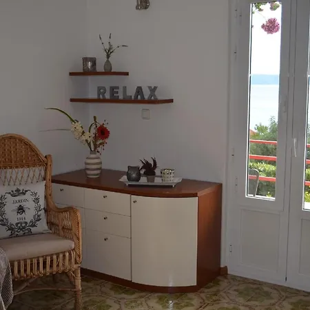 Prana Mit Grosser Terrasse Und Meerblick Holiday home Trogir